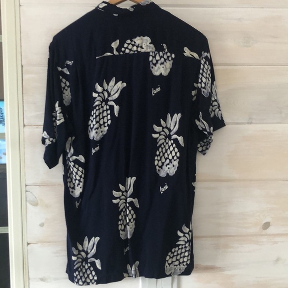 Tropical Pineapple Shirt 🍍 - Picture 3 of 4